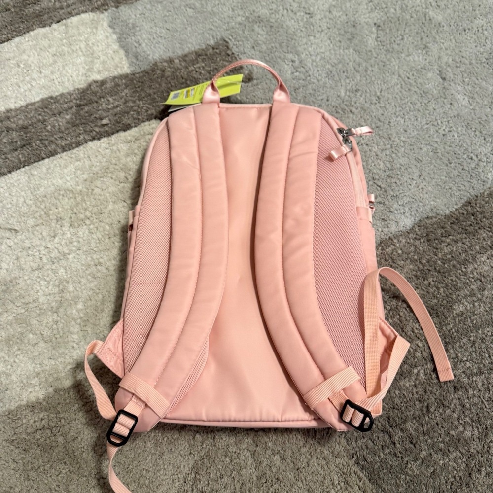 All in Motion Pink Water Repellent Backpack 15 Inch Laptop Sleeve NWT - Picture 3 of 7